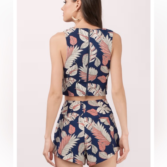 Tobi Palm Crop Short Set XS - Picture 2 of 7